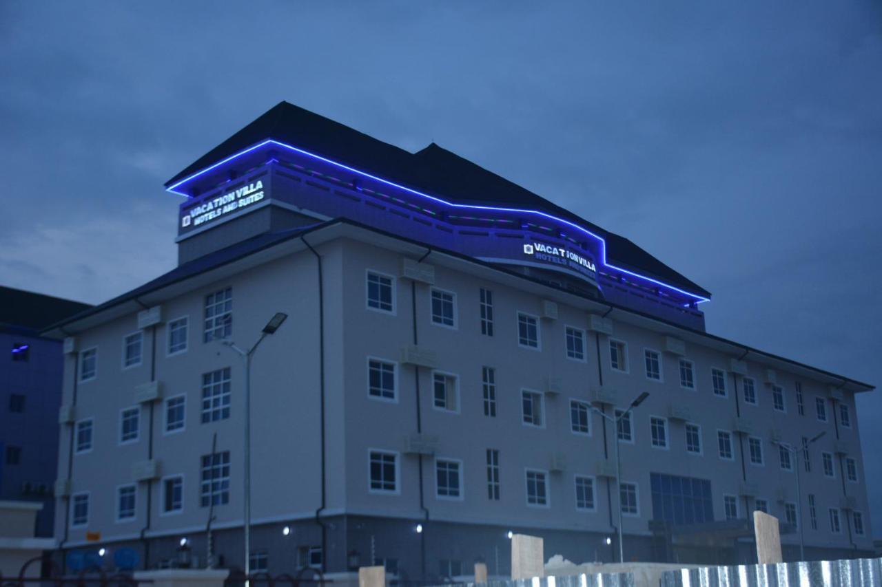 Vacation Villa Hotels And Suites Асаба Екстериор снимка